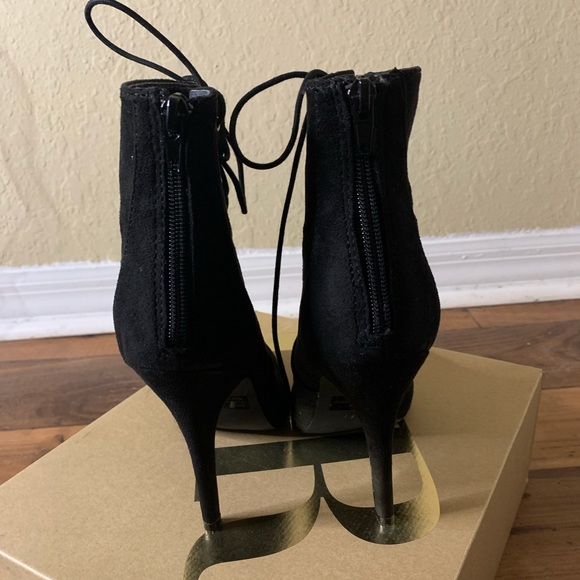Black Lace Up Heels - Picture 4 of 4